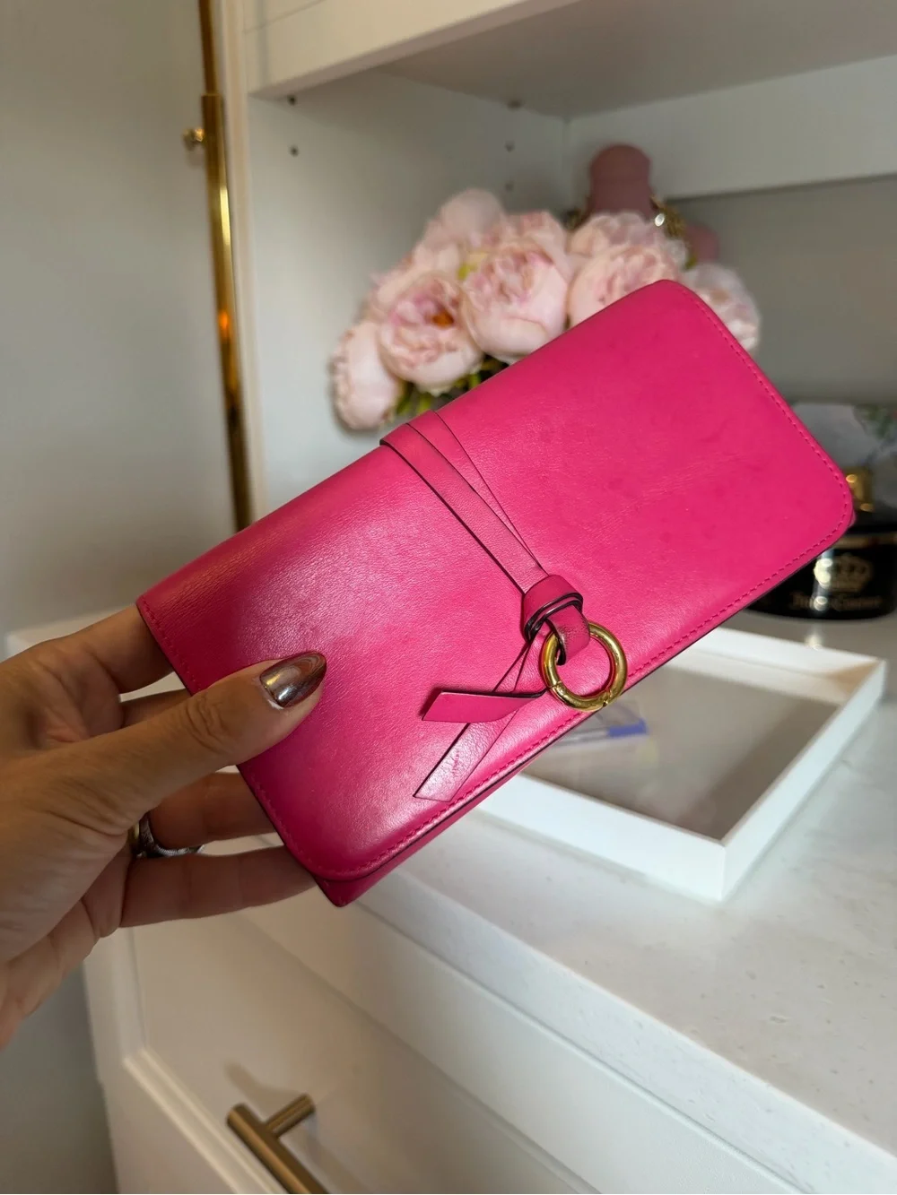 Chloe compact by detail